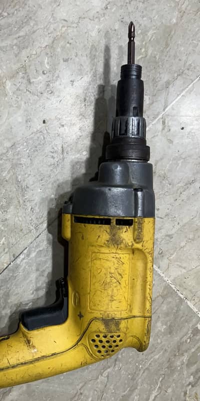 Screwdriver powerfull dewalt