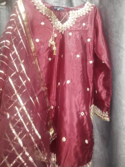 shirt and dupatta