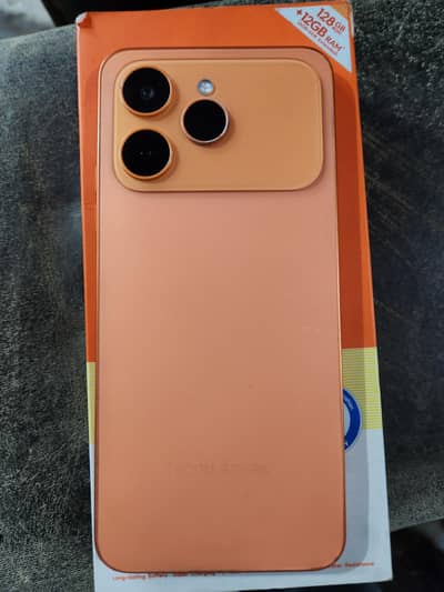 Tecno spark 40 (6+6/128gb) with box charger