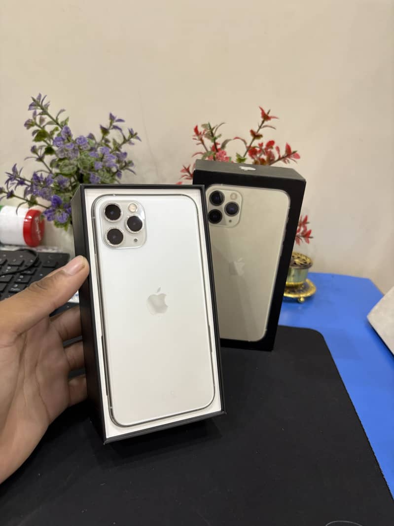 Apple iPhone 11 Pro 0