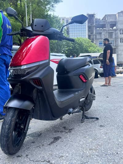 EVEE S1 2026 Model – Low Mileage 5,000 KM | Complete Specs & Documents