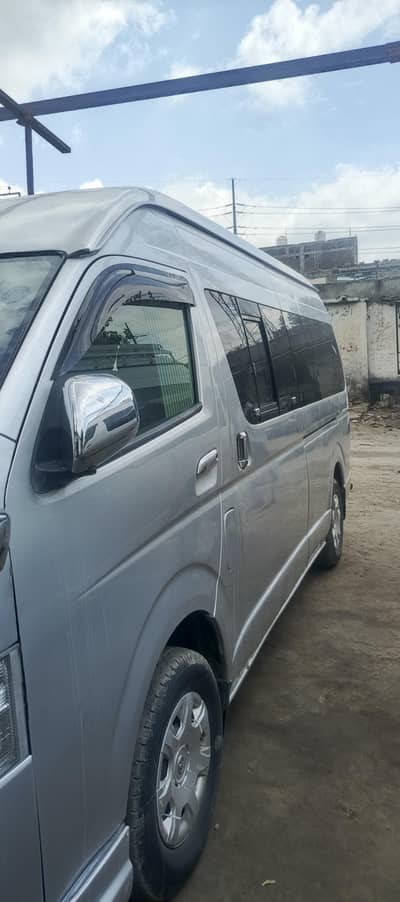 Toyota Hiace 2008