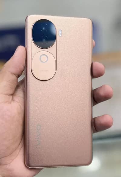 Vivo V40e