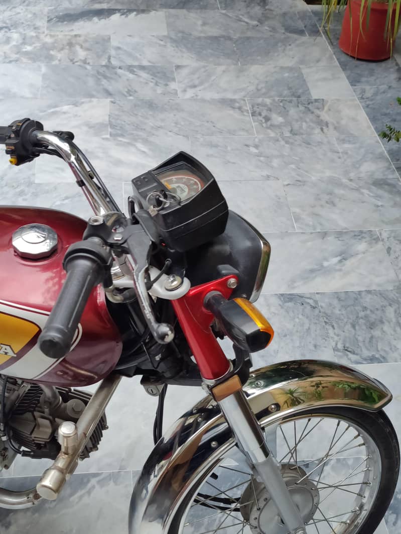 Honda CD 70 3