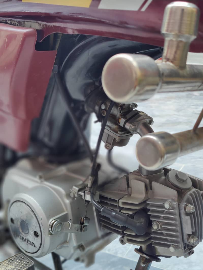 Honda CD 70 11