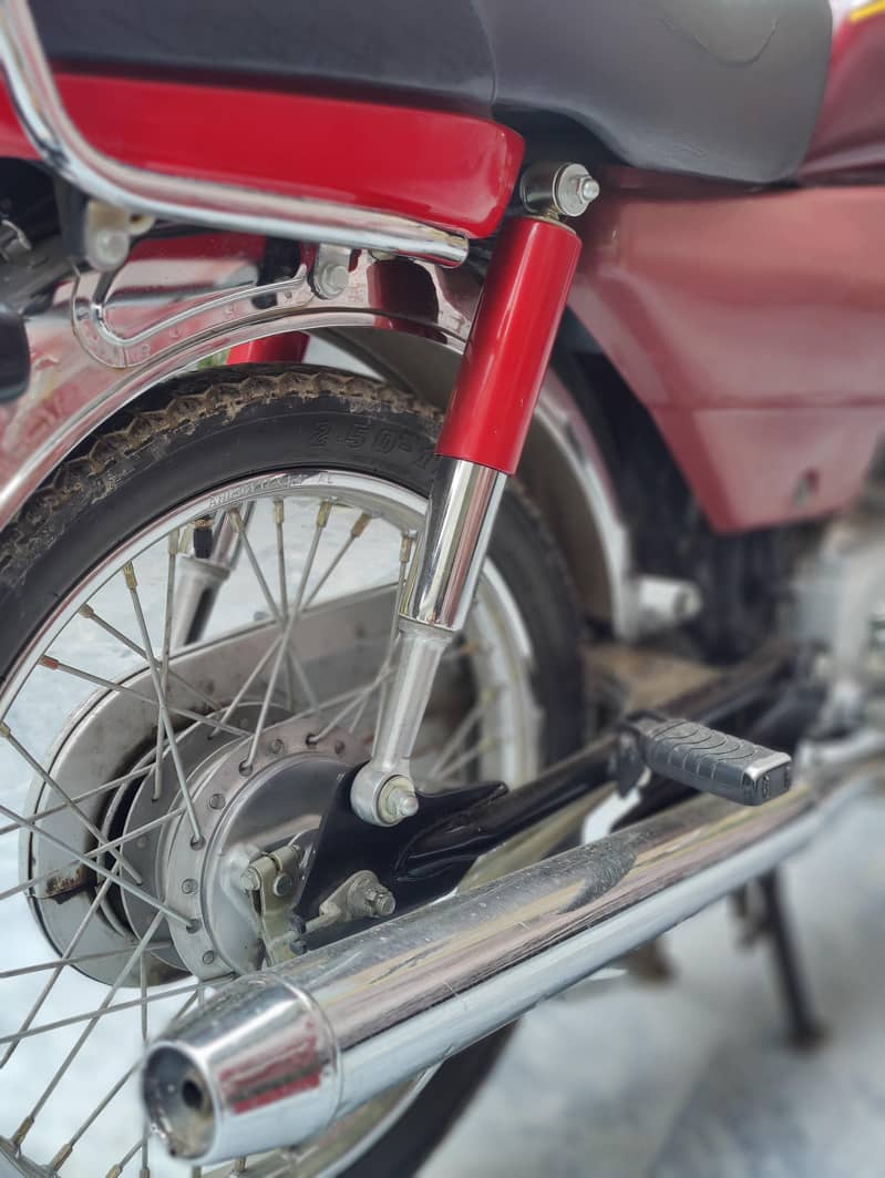 Honda CD 70 13
