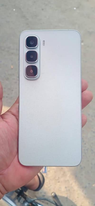 Infinix Hot 60i
