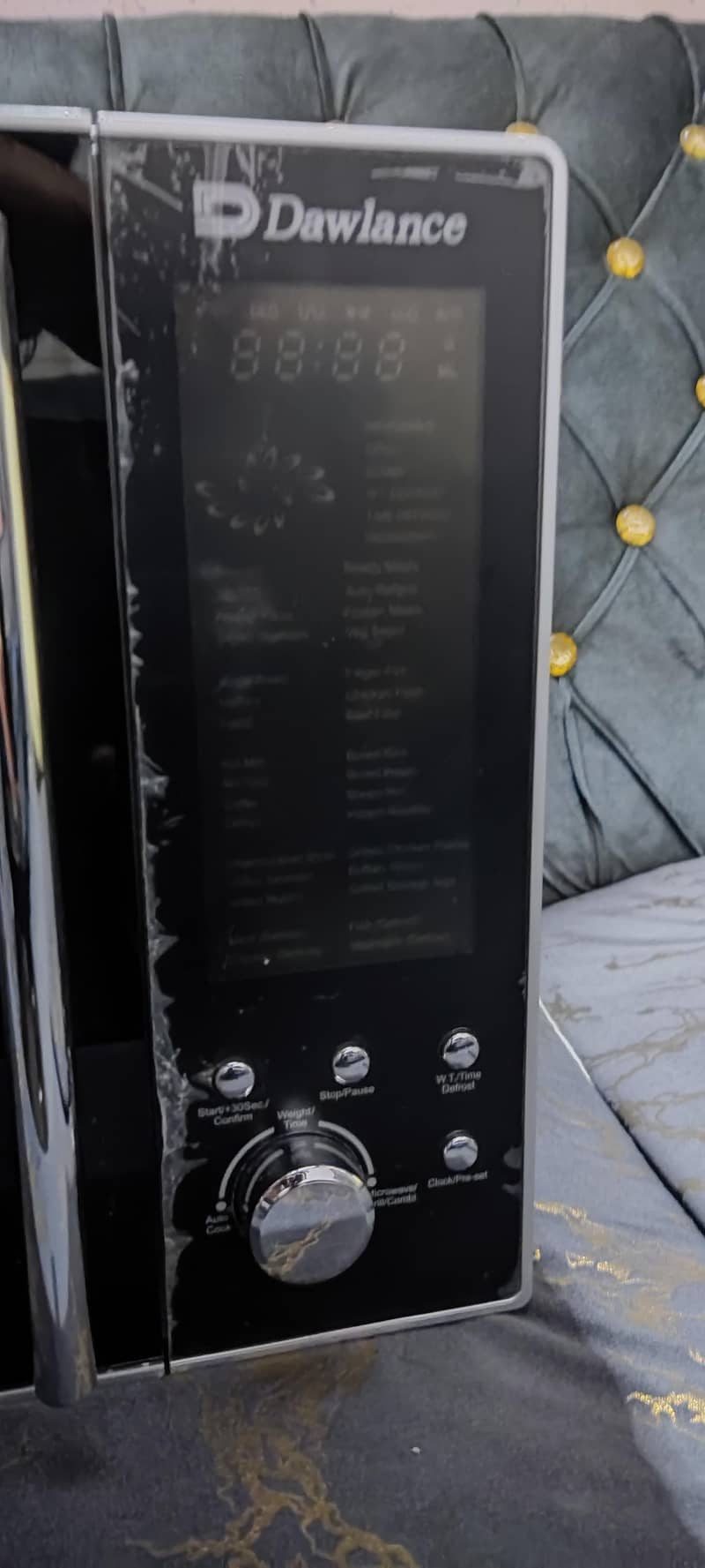 Dawlance Microwave Oven 8