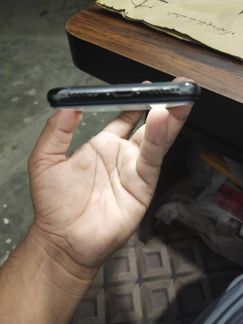 Apple iPhone X 1