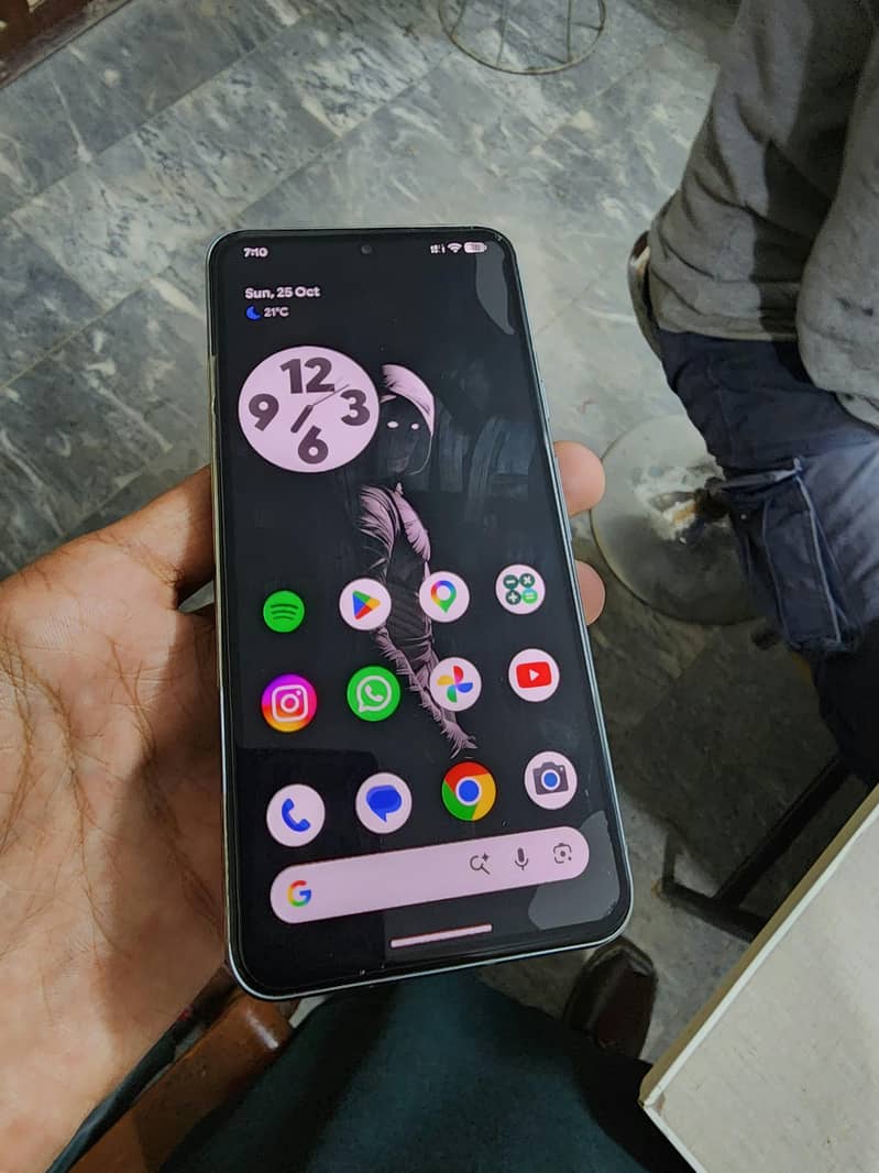 Google Pixel 8 1
