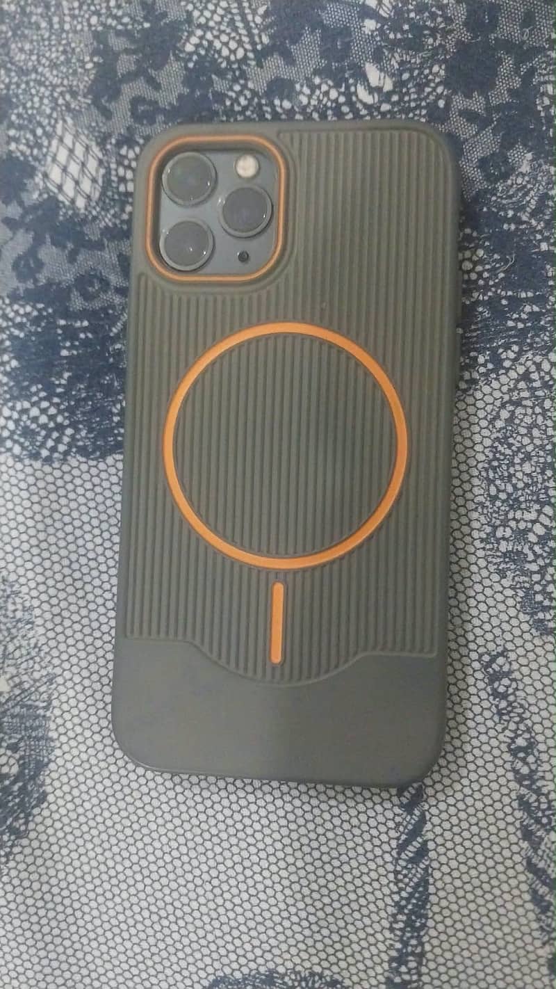 Apple iPhone 11 Pro 0