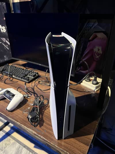 Ps5 Slim new condition 10/10