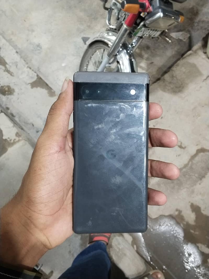 Google Pixel 6a 1