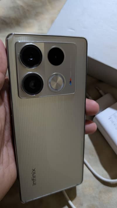 Infinix Note 40