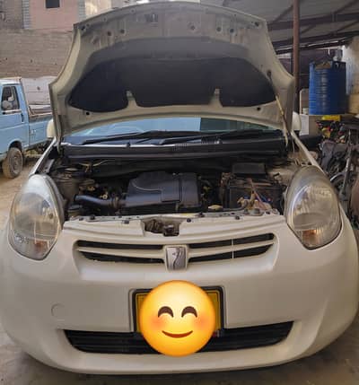 Toyota Passo 2011 pearl white