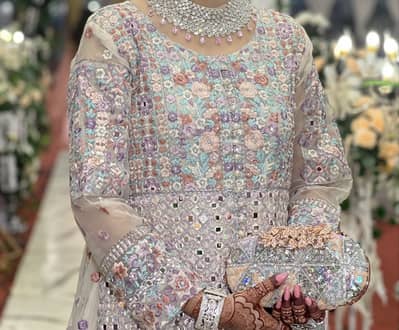Elegant Pakistani Bridal Maxi for Sale 20k