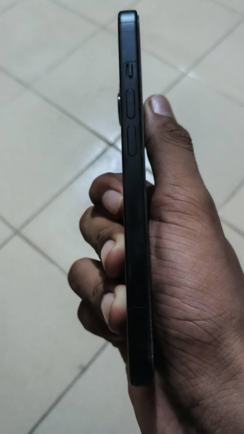 Apple iPhone 15 2