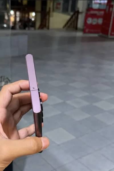 Samsung Mobile S22 Ultra