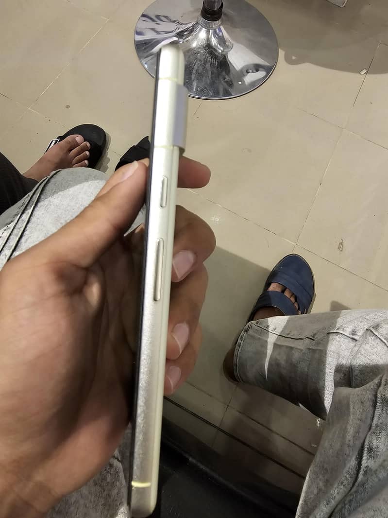 Google Pixel 7 2