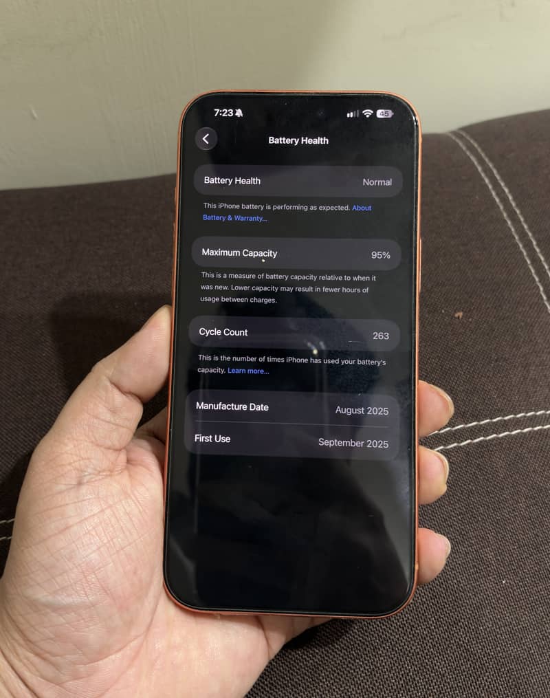 Apple iPhone 17 Pro Max 1