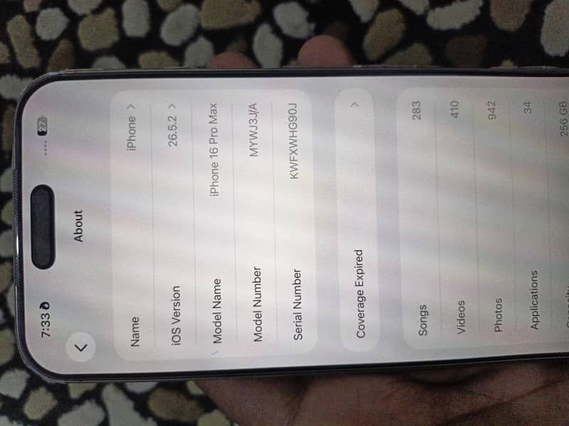 Apple iPhone 16 Pro Max 3