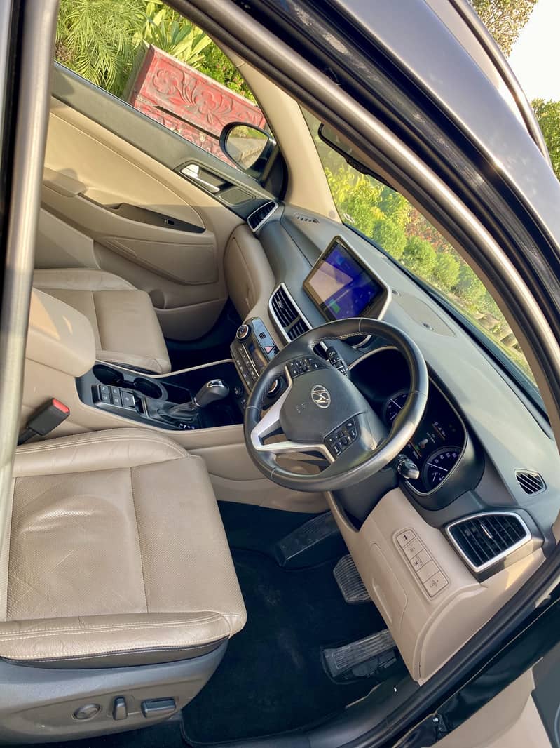 Hyundai Tucson awd 2025 - Cars - 1120869798
