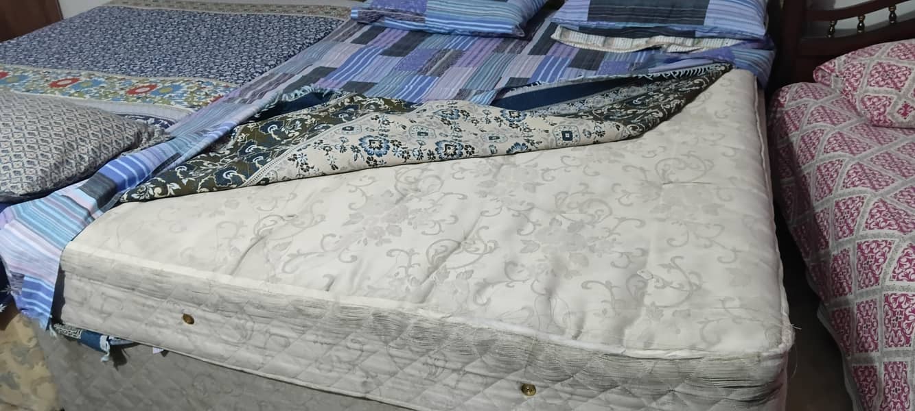 king size bed 2