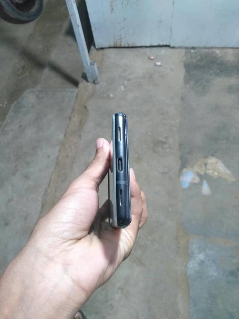 Google Pixel 6a 1