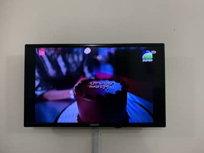 Samsung 32 Inches Led