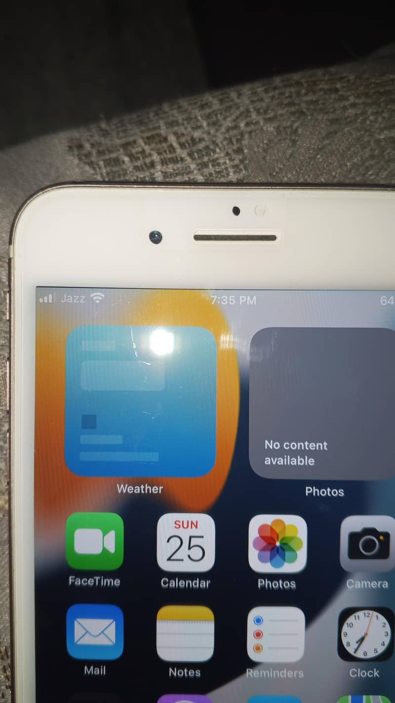 Apple iPhone 7 Plus 3