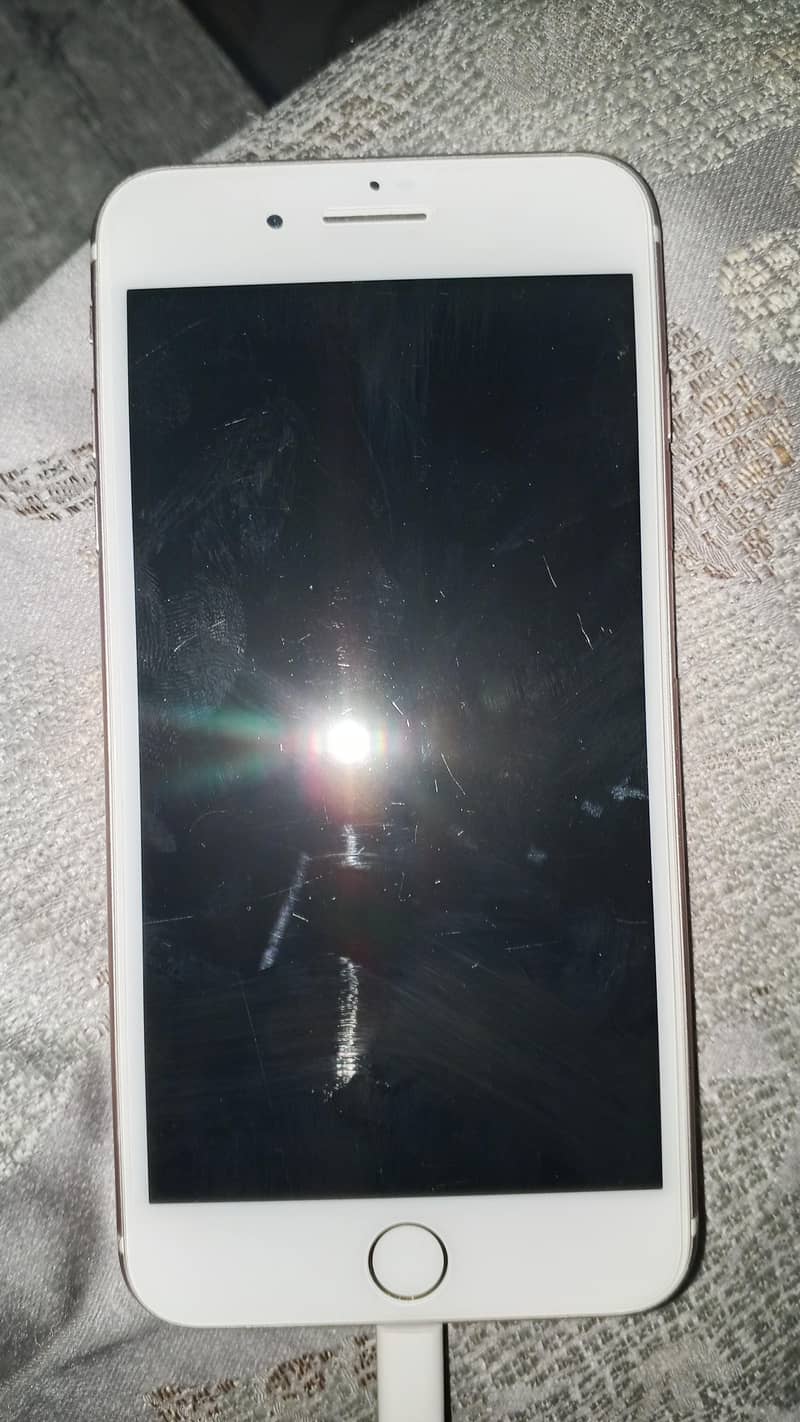 Apple iPhone 7 Plus 6