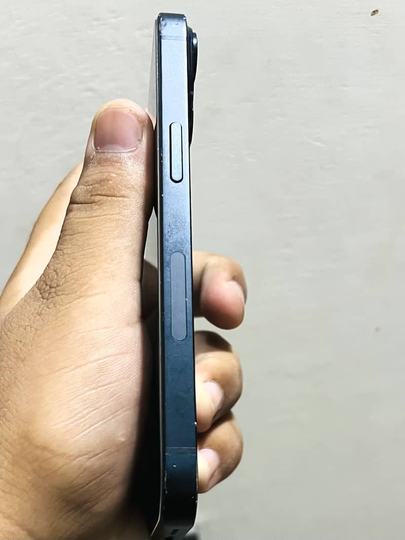 Apple iPhone 14 1