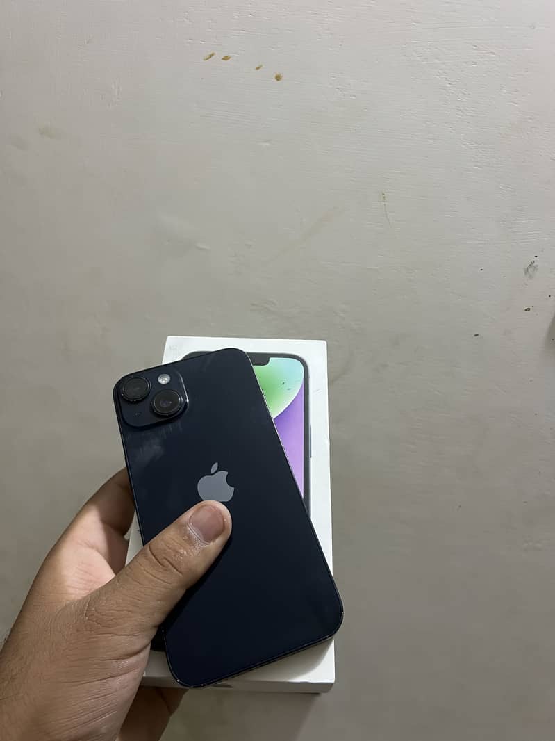 Apple iPhone 14 4
