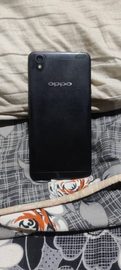 OPPO A76