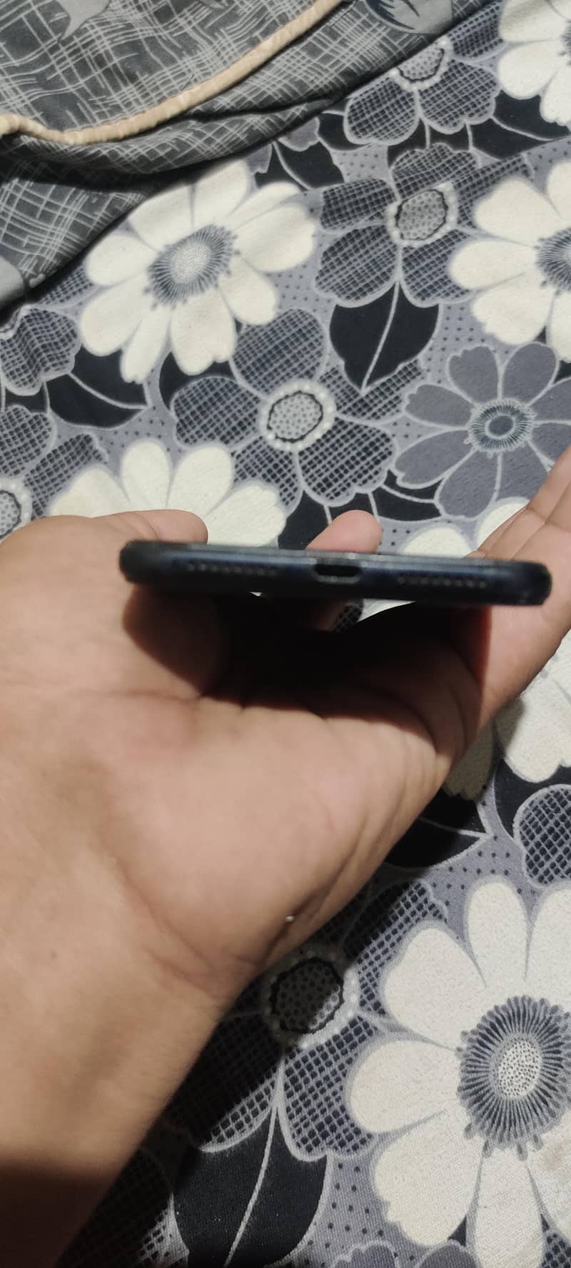 OPPO A76 1