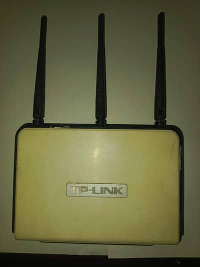 TP-Link Wifi 3 Router Device With Charger