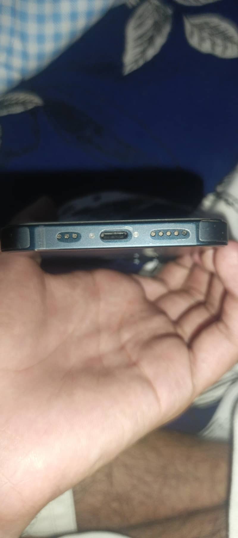 Apple iPhone 13 4