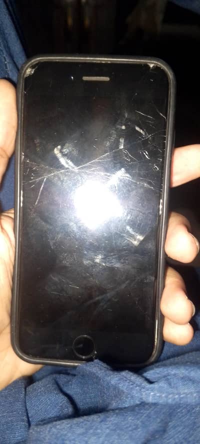 Apple iPhone SE
