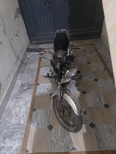 Honda CD 70 for urgent sell