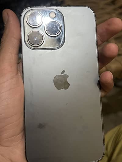 Apple iPhone 13 Pro battray 50 show