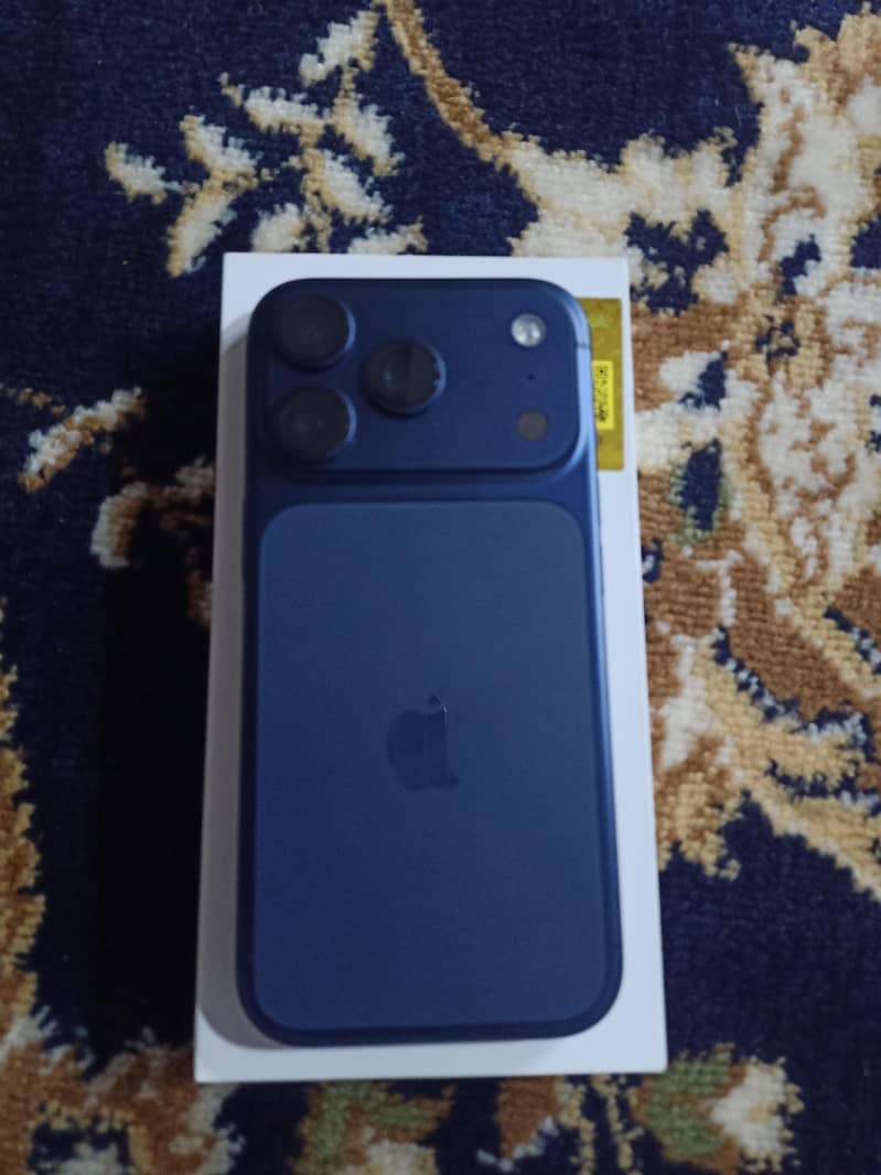 Apple iPhone 17 Pro 0