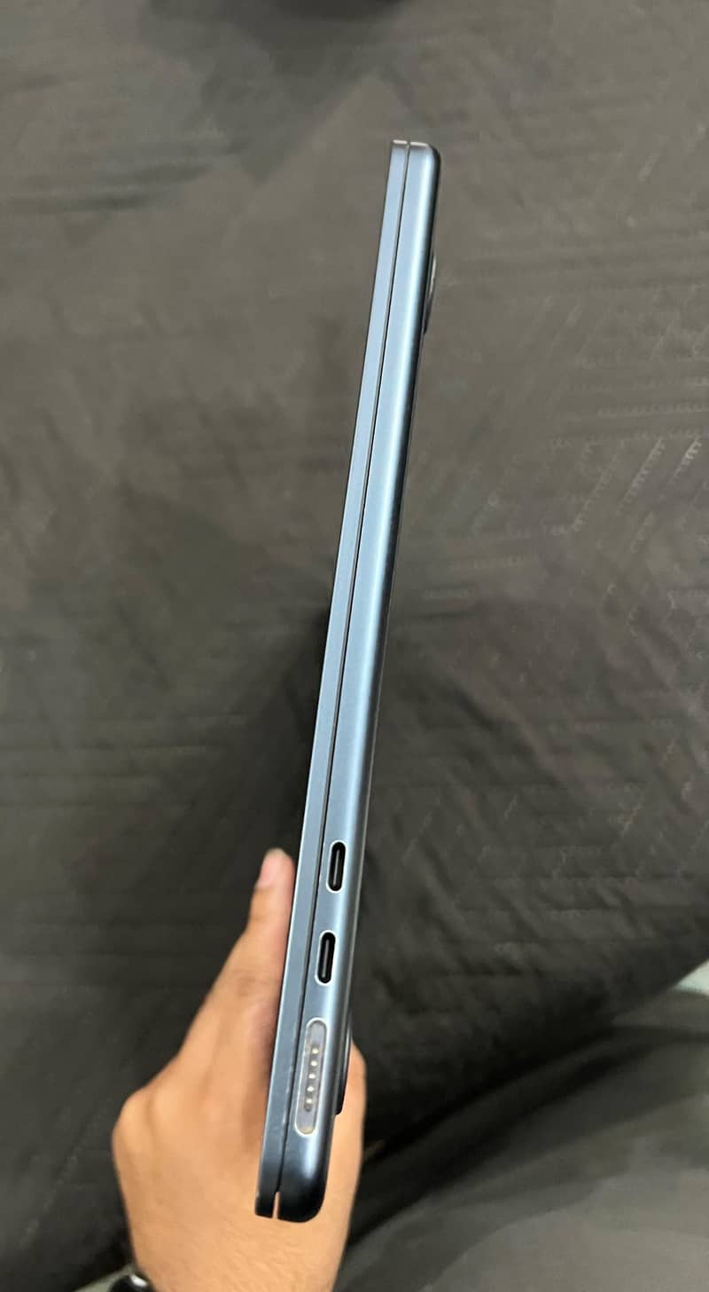 MacBook Air 2 4
