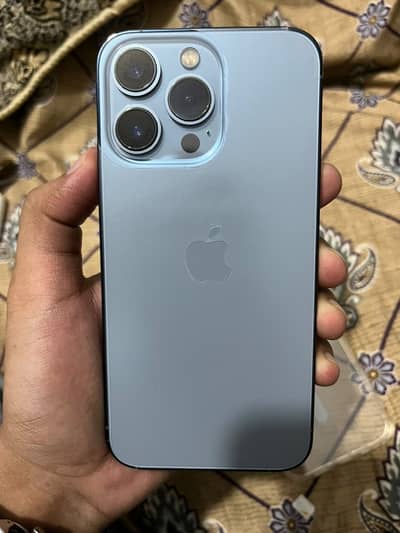Apple iPhone 13 Pro Factory Unlock (256GB)
