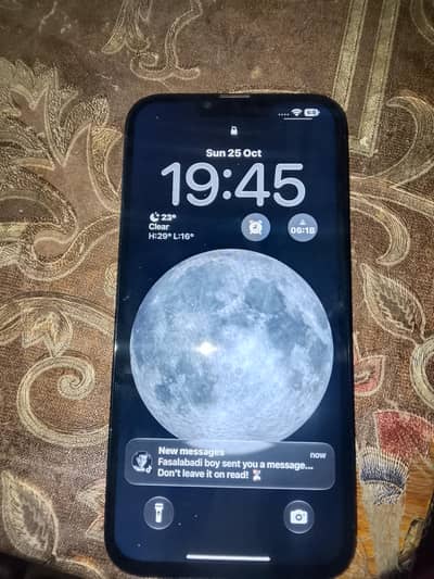 Apple iPhone 13