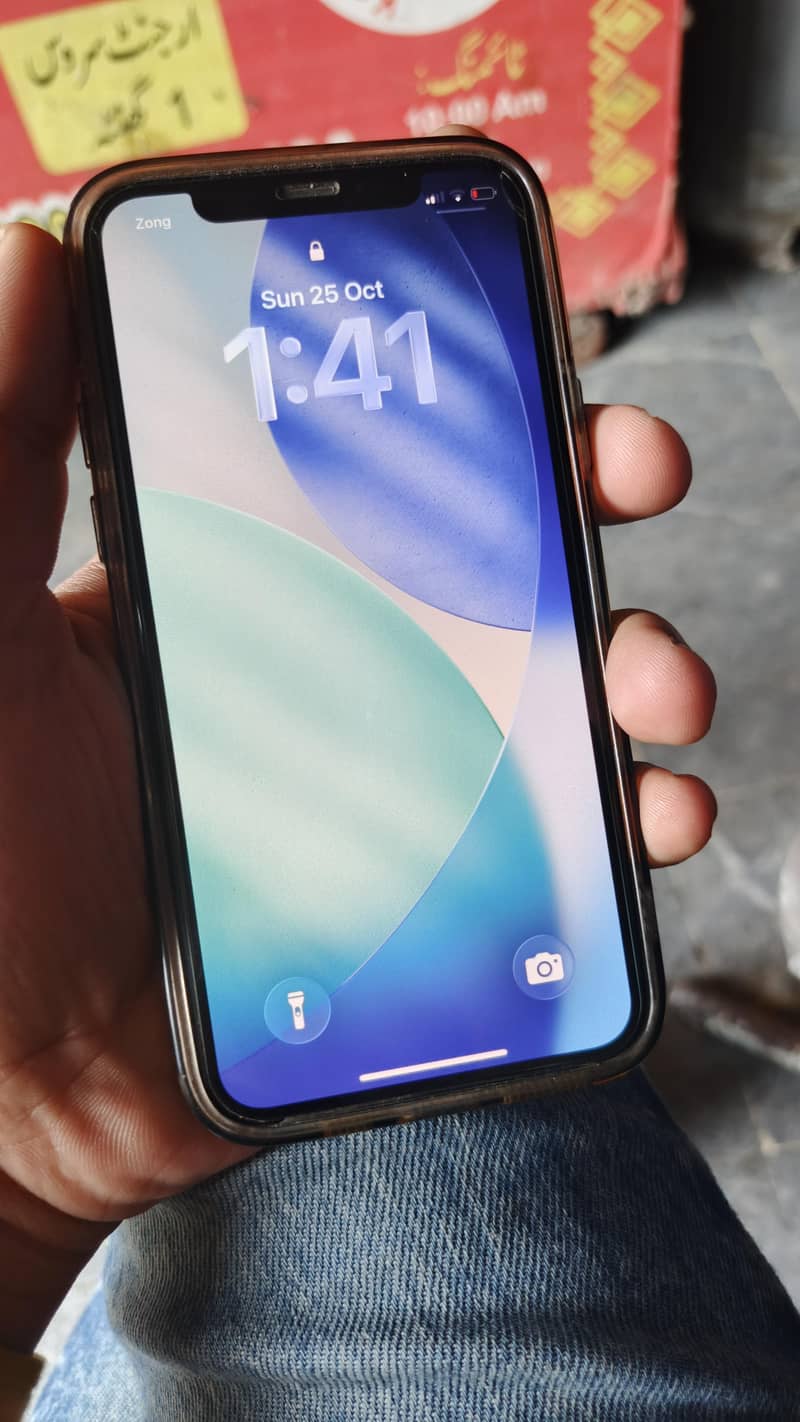 Apple iPhone 11 Pro 0