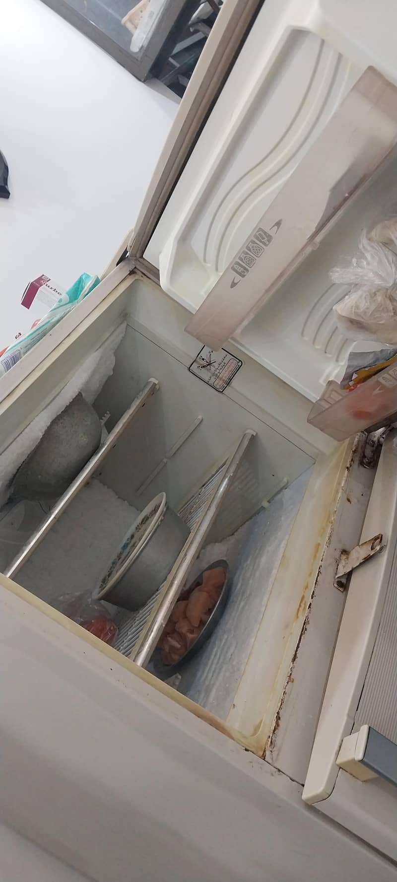 Dawlance Refrigerator 0