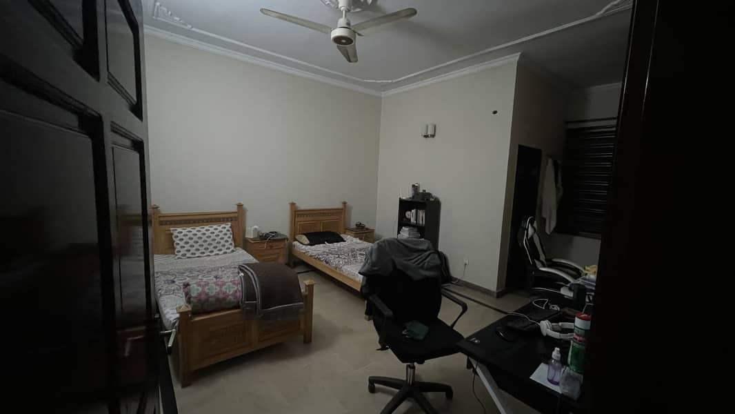 Upper portion for rent 2