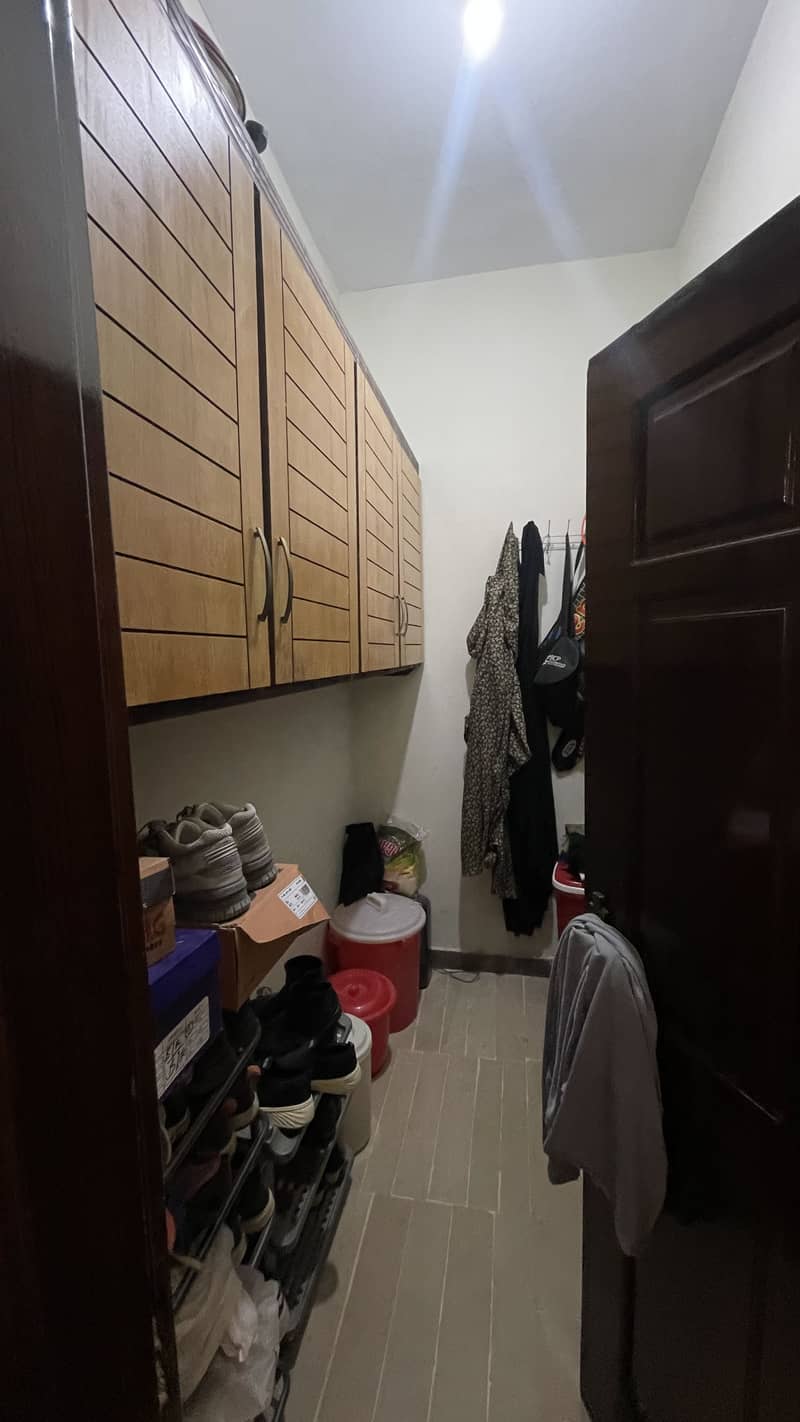 Upper portion for rent 4