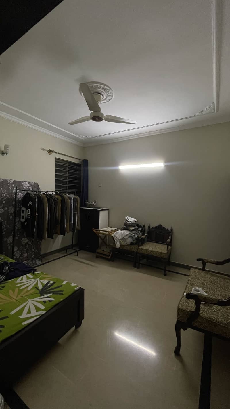 Upper portion for rent 7