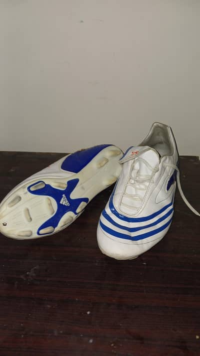 adidas f10 2008 model condition 9.5/10